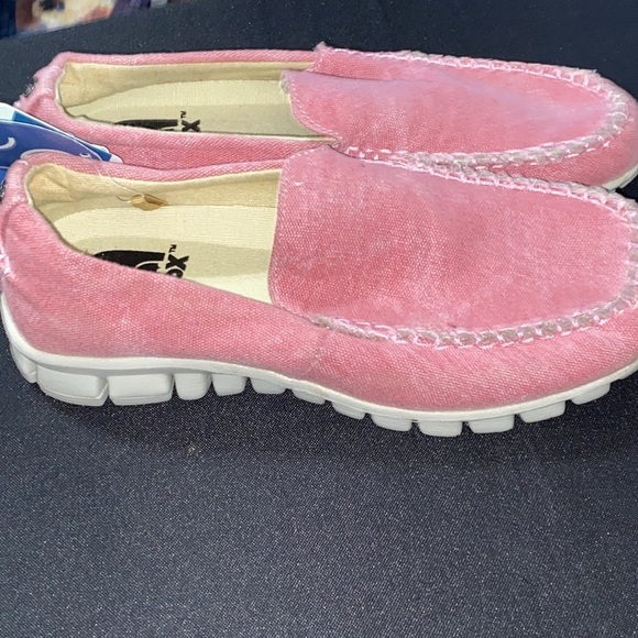 NWT NO SOX WO SIZE 8 SLIP ON LOAFER AEGIS MICROBE SHIELD  LIGHT RED  NEW - Picture 10 of 15